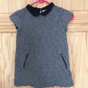 Peter Pan color dress